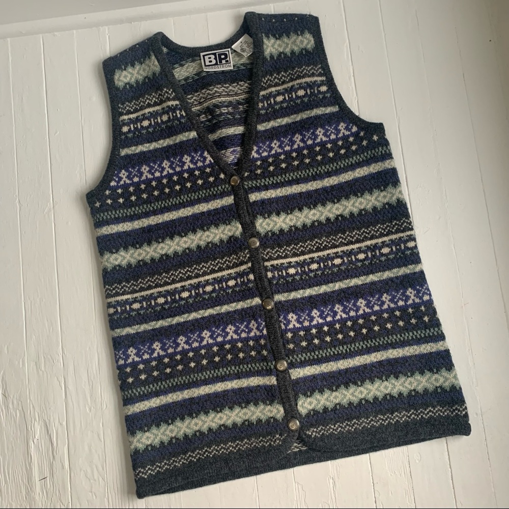 90’s Nordstrom | 100% Shetland Wool Patterned, Buttoned Vest - Picture 1 of 8